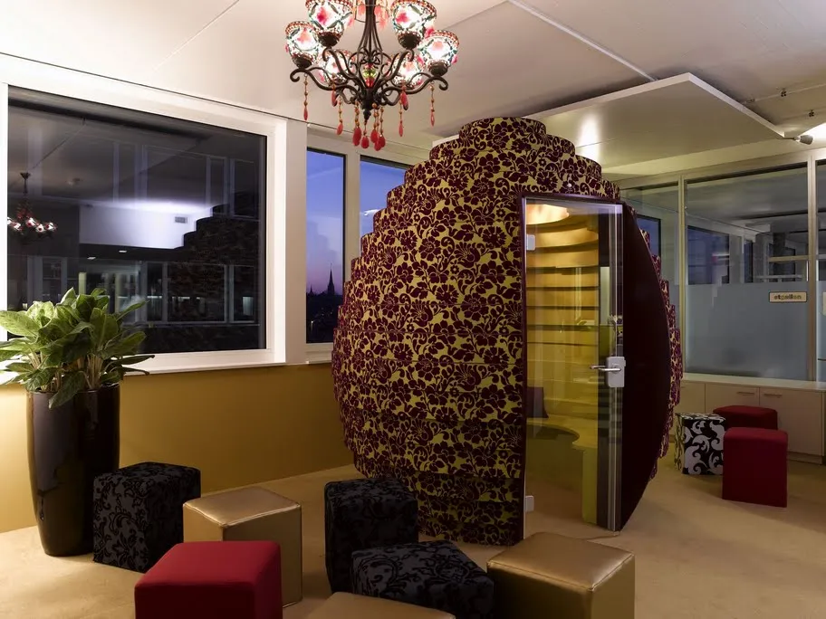 Encore une salle de réunion