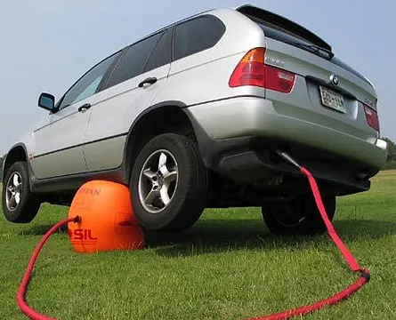 Pneu crevé, essayez cette solution — photo 1