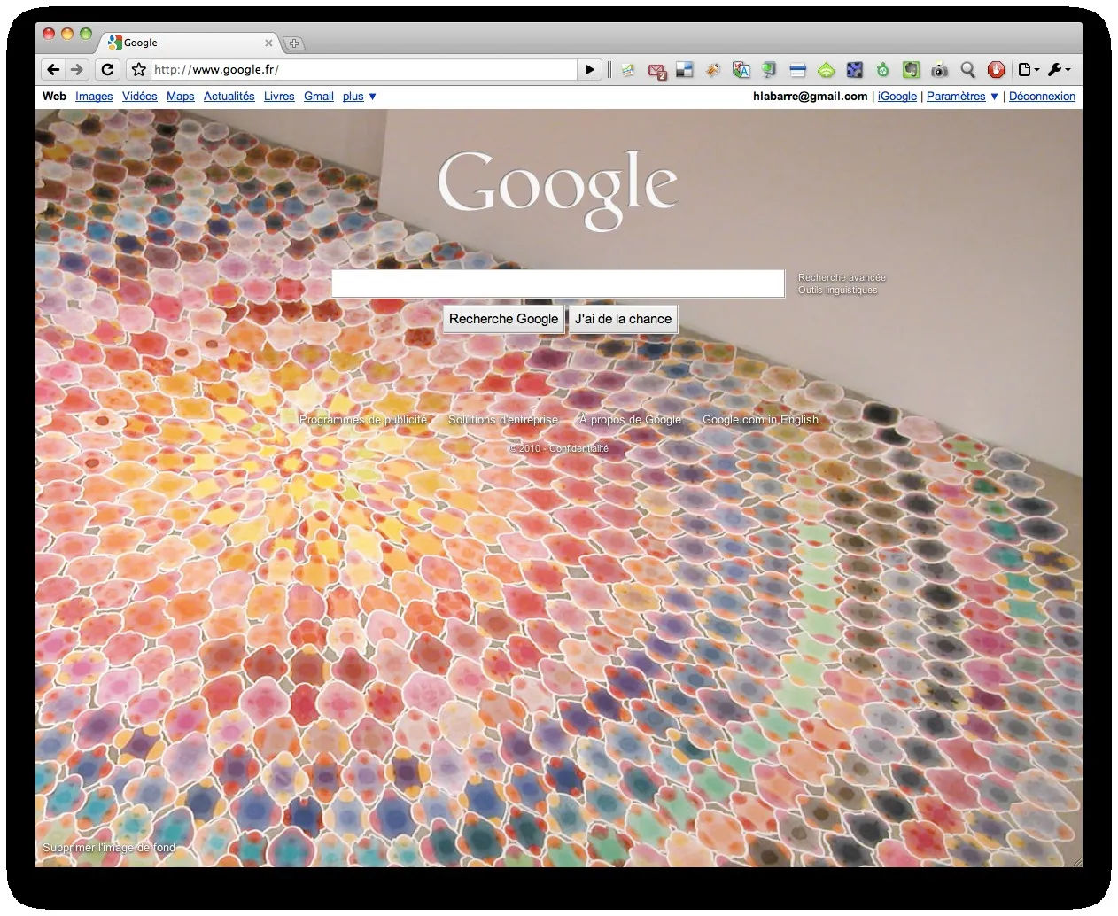 google-background-3 Google nous impose son fond d'écran sur sa page d'accueil — photo 3
