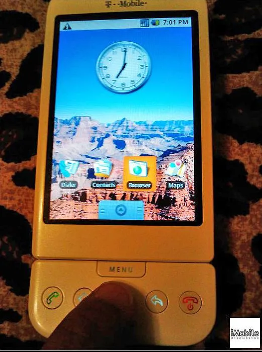 htc-g1 T-Mobile offrira l'email sur le téléphone Android HTC G1 — photo 1