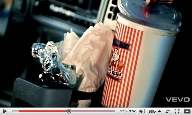 lady-gaga-13 Lady Gaga, reine du placement produits dans ses vidéos — photo 8