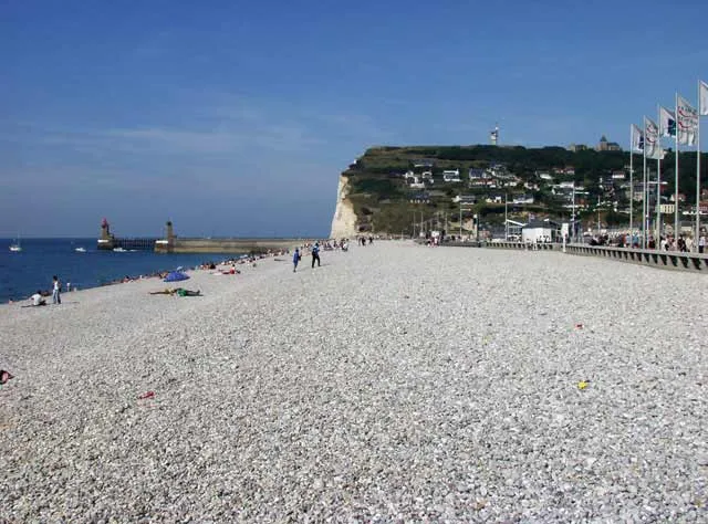 http://images.2803.fr/uploads/hlabarre.free.fr/images/normandie1.jpg