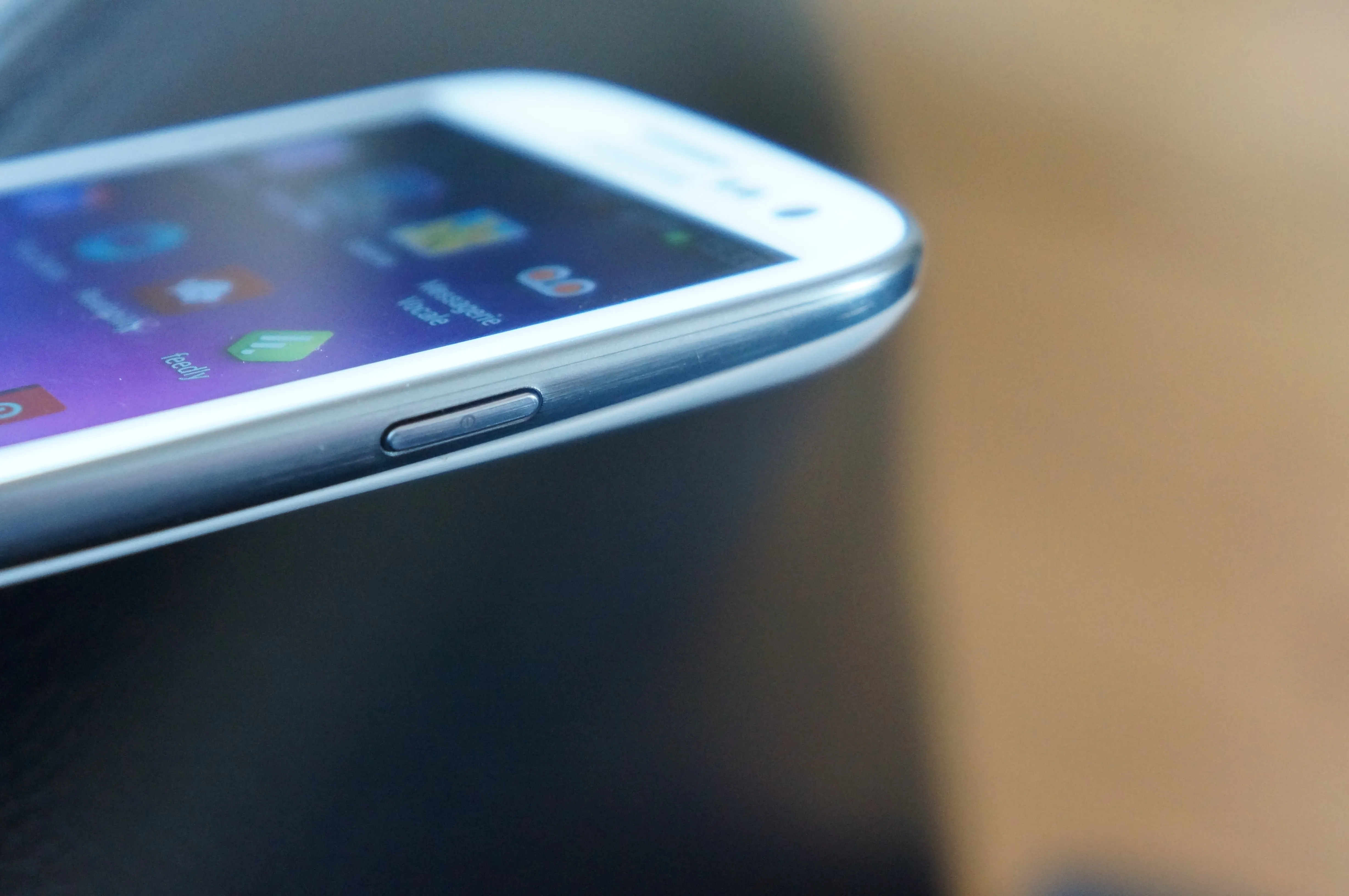 samsung-galaxy-s3-2 Retour d'expérience sur le Samsung Galaxy S3 après deux mois d'utilisation — photo 10
